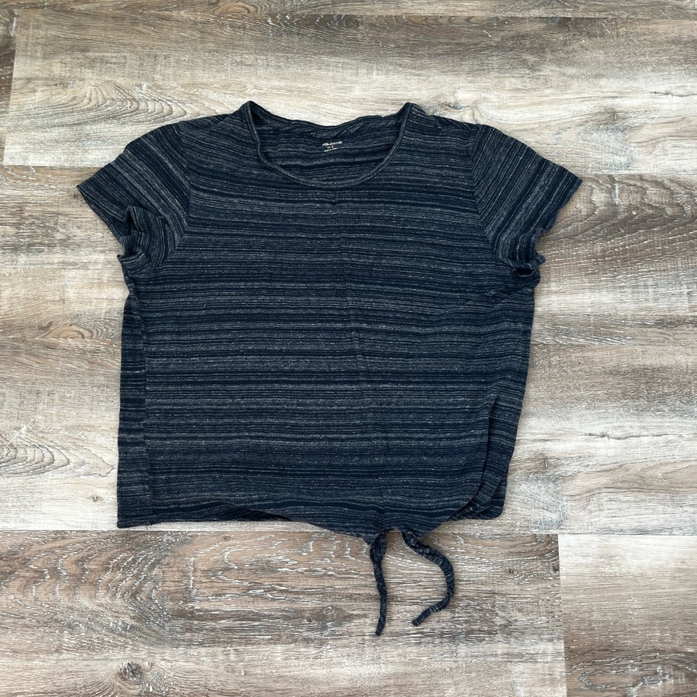 Madewell Women’s short sleeve crop tie shirt - size Large